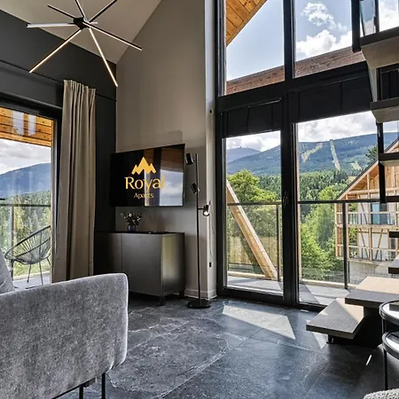 Daire Orlik Vip - Dwupoziomowy Sniezka Skyline Z Prywatna Sauna *